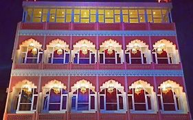 FabHotel Pink Castle Sindhi Camp