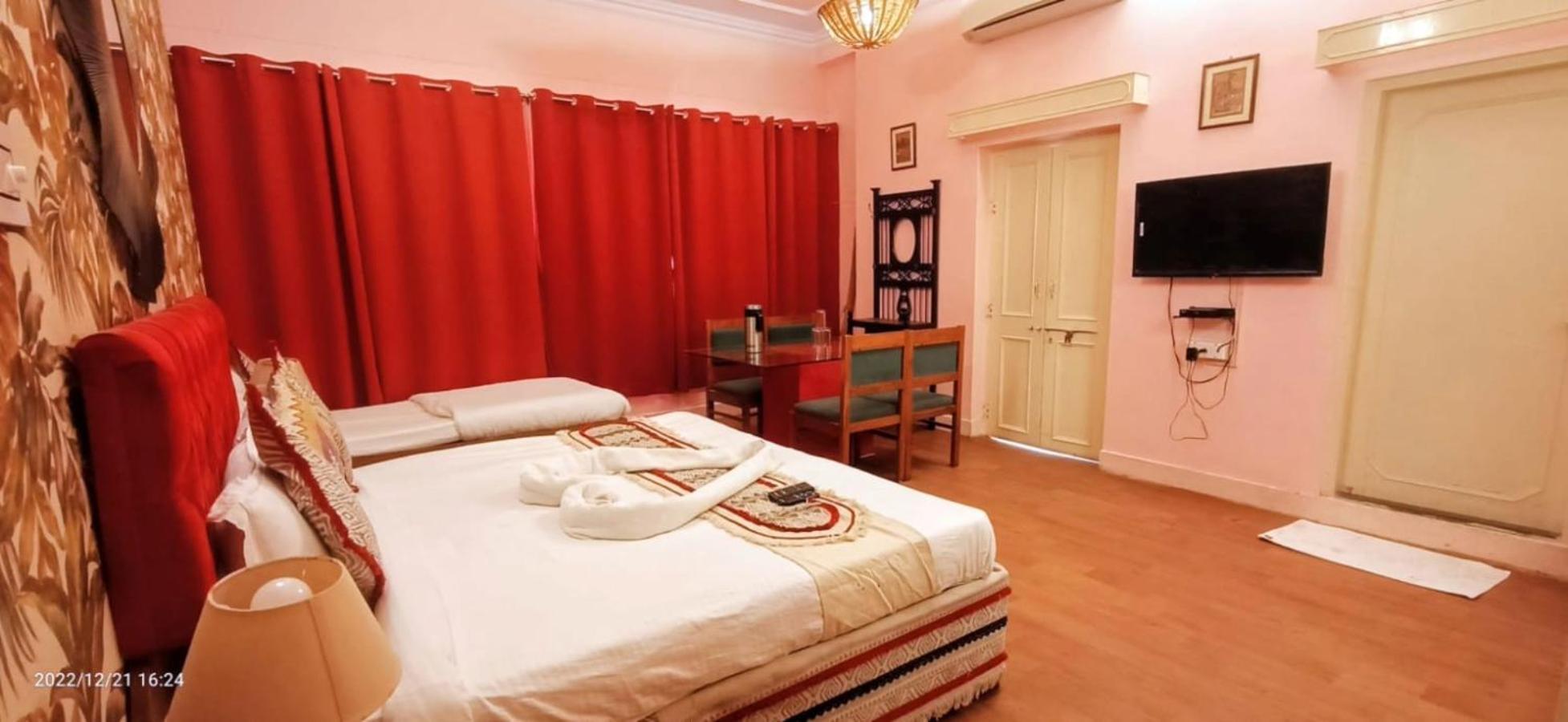 Hotel Pink Palace Divisione di Divisione di Jaipur Esterno foto