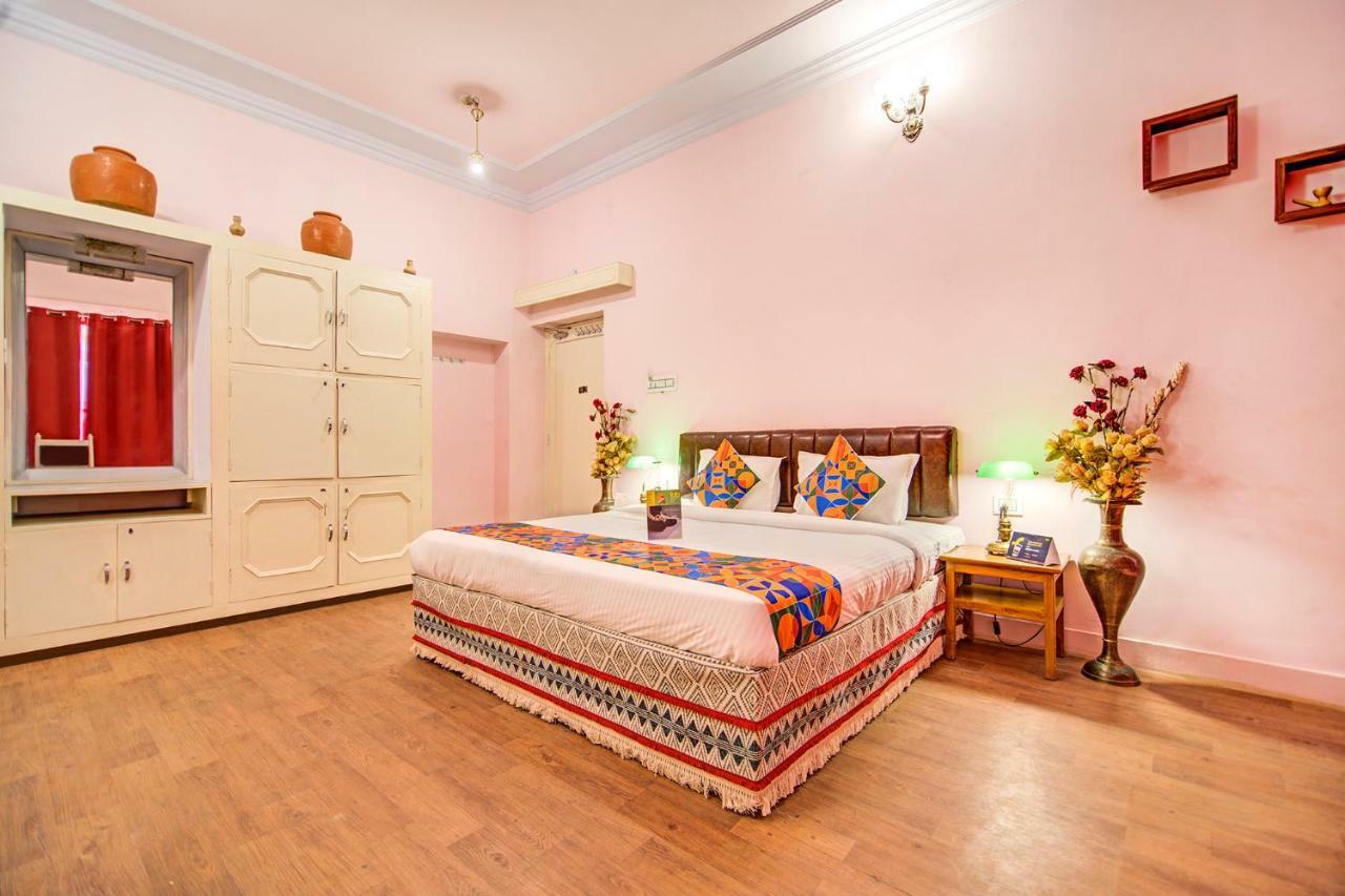Hotel Pink Palace Divisione di Divisione di Jaipur Esterno foto